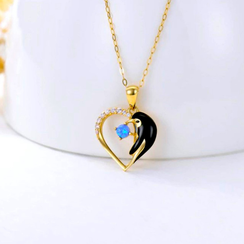 Gold Heart Pendant Necklace